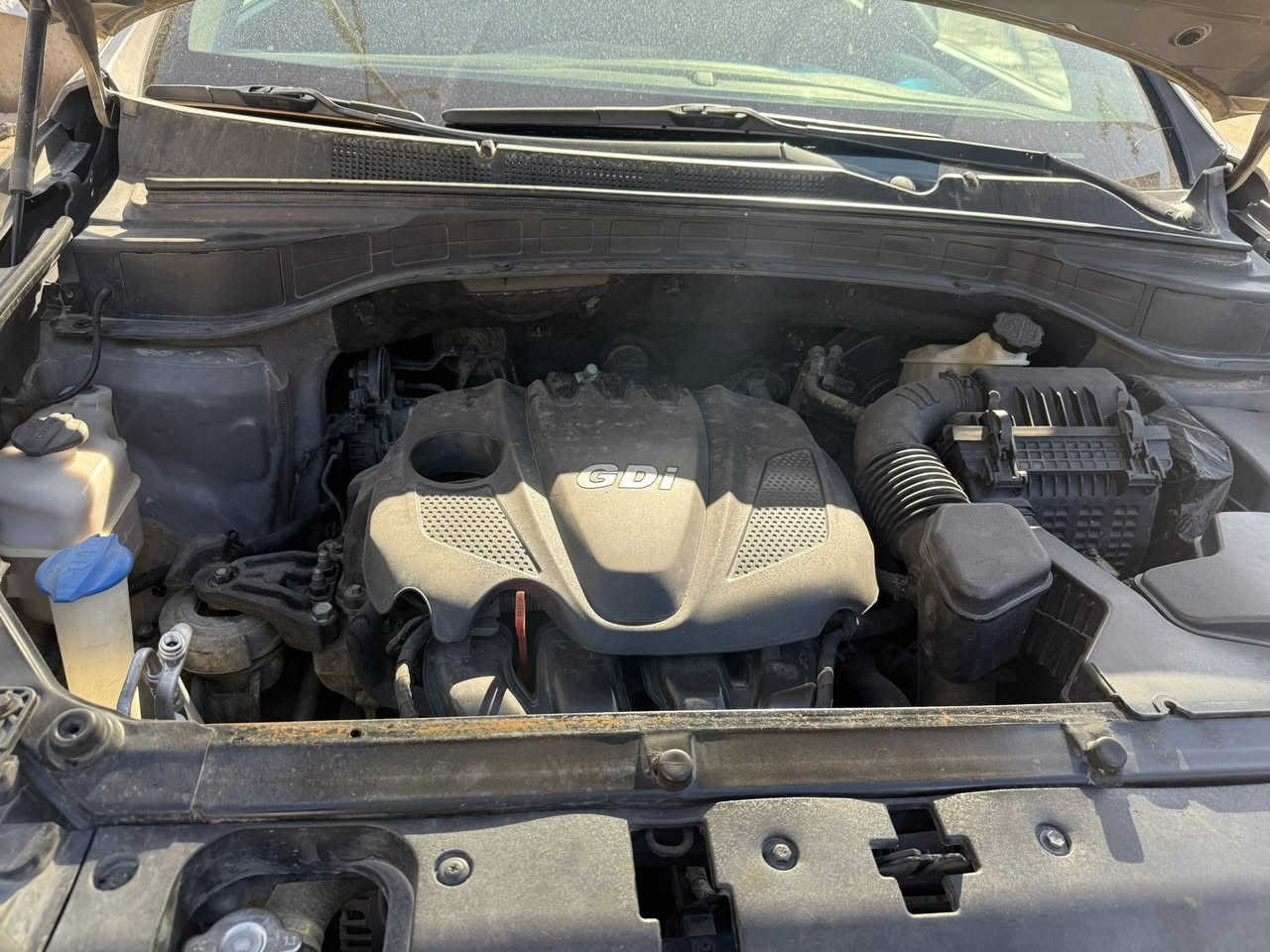 سنتافي موديل 2016للبيع وارد امريكي ضررها بسيط  ***********ديوانيه الشاميه سعرها 145رقم شمالي انكليزي
