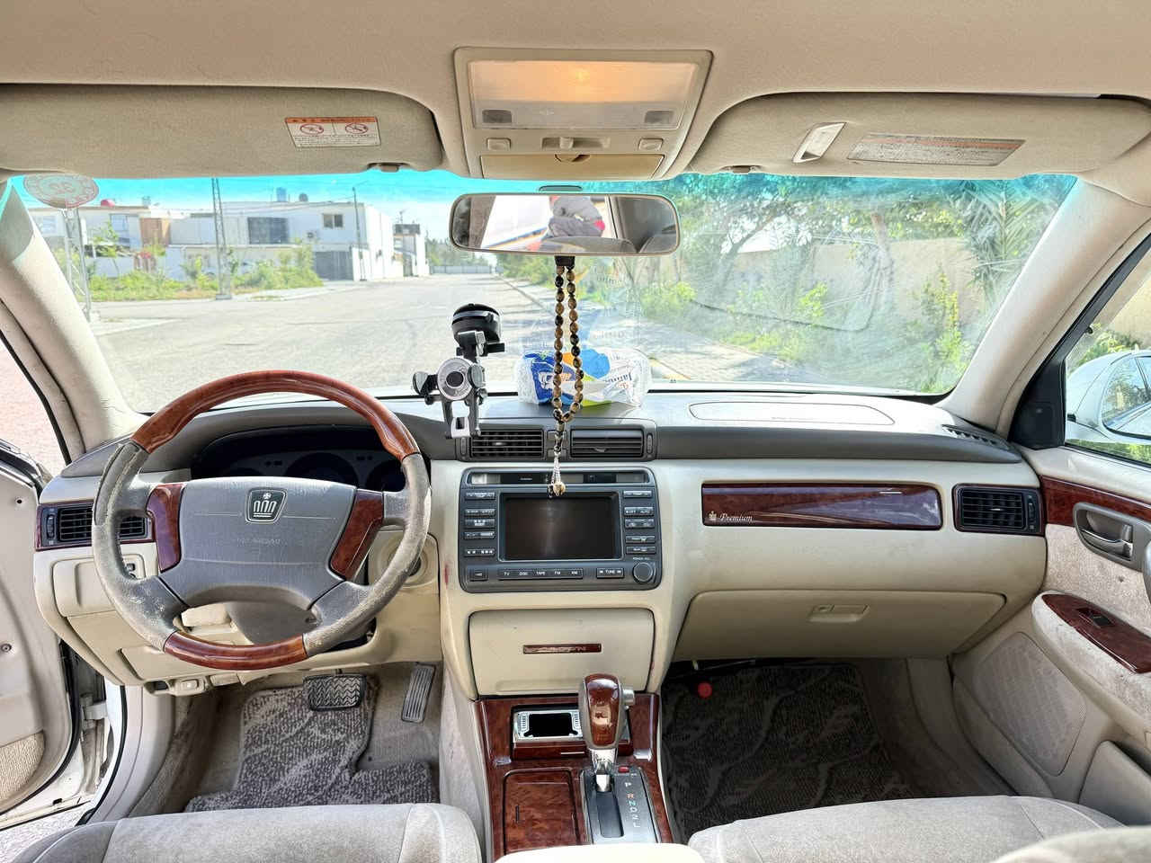 السلام عليكم ملكه 2001 نجف قرار ٤٨ بسمي ٣دكم تحوير نجف دشبول عارف غرفه جديده حداديه جديده السياره مسواله فره خضراوي 125 ورقه وبيه مجال مكان السياره المناذره ***********
