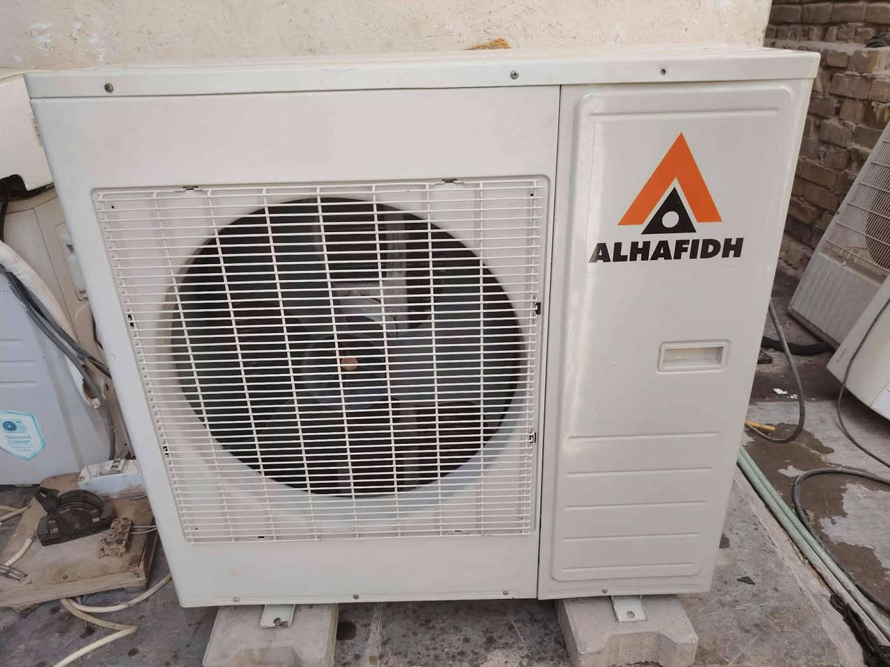 سبلت الحافظ 3طن بلادي ماداخل تصليح على فحص السعر 600وبي مجال


**إذا كنت صاحب هذا الإعلان وتريد حذفه لأي سبب، رجاءا أرسل رسالة إلى الدعم الفني**