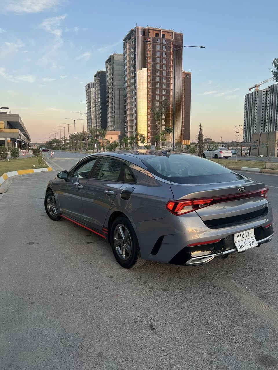 السلام عليكم
للبيع او المراوس KIA K5 2021
1600تيربو 
(عليها برمجة على البانزين العادي)
رقم اربيل تحويل او وكالة 
شادلها عازل حراري للجام
ماشيه 74الف
لد نهاري 
اربع عدسات
بصمة +ابواب+تشغيل عن بعد
رادار امامي وجانبي
4وضعيات قياده
مواصفات LXS المعروفه
ضرر السياره فقط جاملغ الامامي الايمن بدون دواخل
وصابغين ربع البنيد ويا
وباب الصدر اثر شخط مصبوغ 
السياره جاهزه مابيها اي نقص ان شاء الله
السعر 143وبيها مجال 
مكاني بغداد حي الجهاد
رقمي ***********
