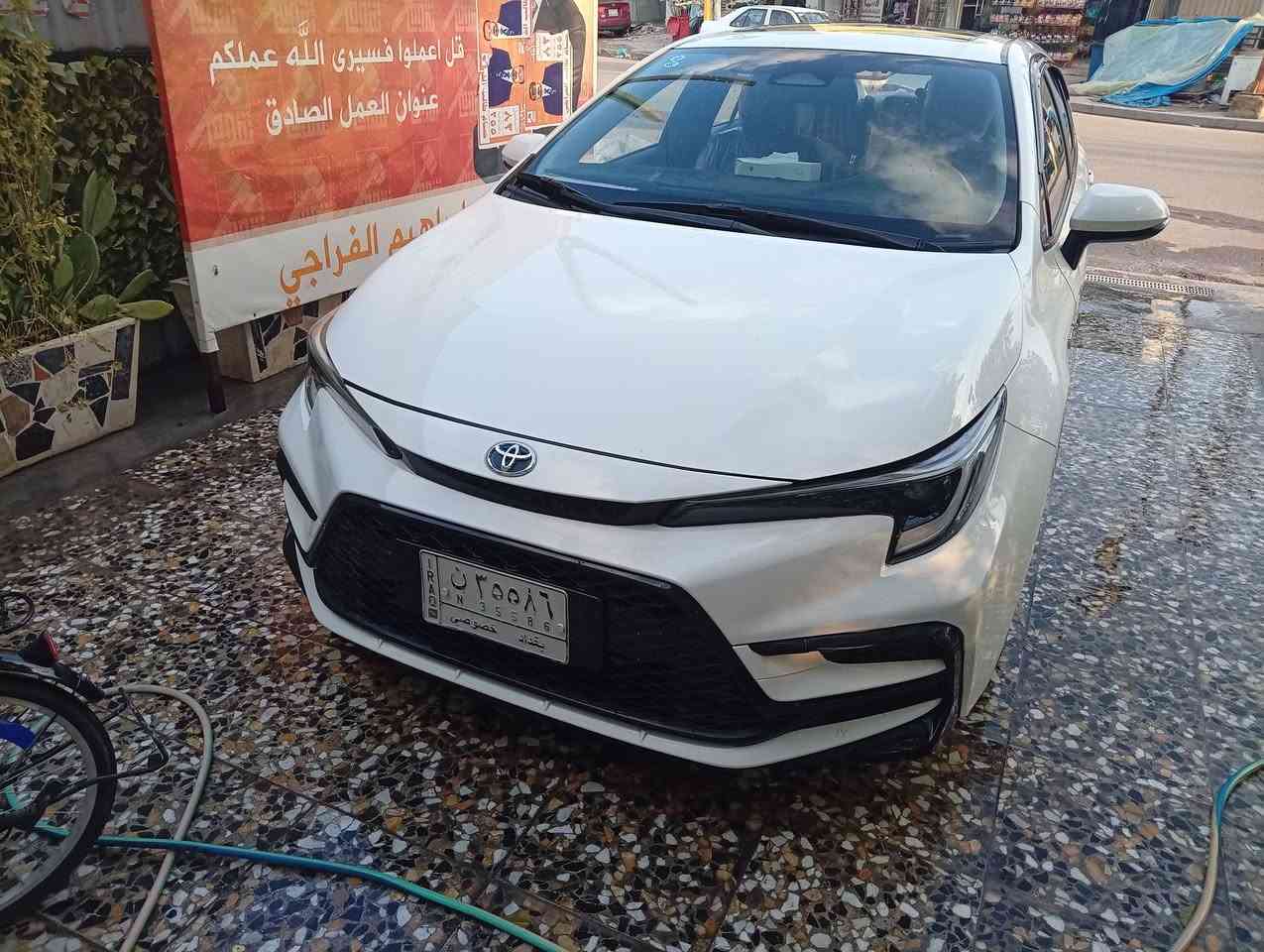 سلام عليكم  للبيع سياره كورولا موديل 2023
 شكل الأمريكي  تجميع صيني
‎المواصفات 

مكينه 1800 هايبرد شحن ذاتي 

سلايت 

كراسي جلد اصلي+ دركة جلد وحياكه  

 + تحديد مسار طريق + قيادة ذاتيه 

قرائة علامات الطريق المرورية

بصمة تشغيل + دخول ذكي  يدة الباب

هاندر بريك بصمة + اوتو هولد 

 بطاين بوب حياكه  مطرز 

كيجات ديجتل 

شاشه مسجل +تبريد بيانو + كامره خلفيه دوارة + كار بلي 

تبريد قطعتين 

لايت زينون عالي ناصي + بروجكتر لد زينون + لد صباحي زينون+ بكلايت لد 

 حساس اطار + حساس مطر + حساس لايت داينمك عالي ناصي اوتو 

ايفو مود + مود درايف + مانع انزلاق 

تحكم  الستيرن كامل مع كروس سرعه

 ايرباك عدد 10

ويل كب  حجم 16 

العنوان بغداد
***********
