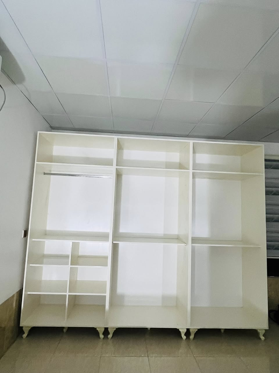 معمل ادم 
شغل حسب طلب 
لون اوف ويت Mdf
ع كركوك شورجه سايدين كراج شمال 
***********
