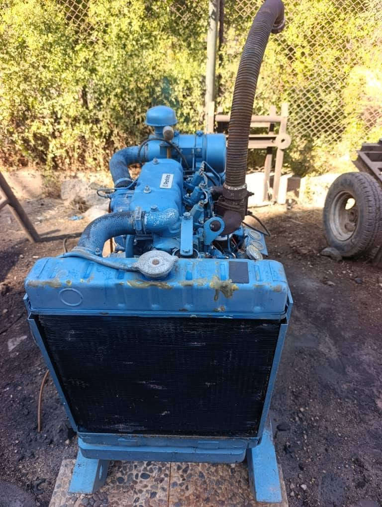 للبيع مولده بركنز بريطاني بحاله الوكاله على دينمو 30كافي الكتروني 0936462527


**إذا كنت صاحب هذا الإعلان وتريد حذفه لأي سبب، رجاءا أرسل رسالة إلى الدعم الفني**