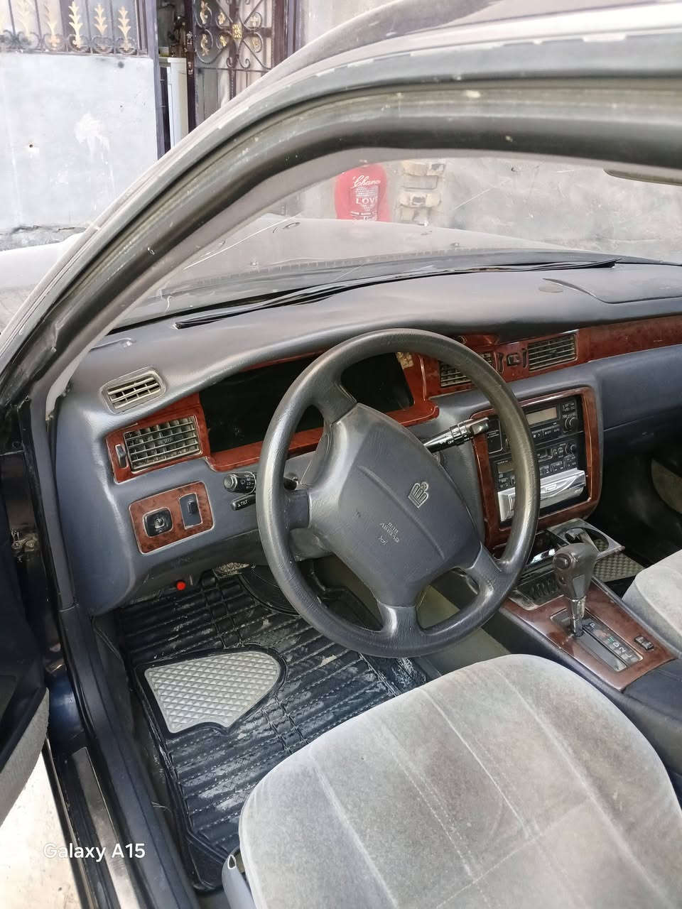 راس الثور افلات بيه قطعتين صبغ مكفوله ضربه وكص واصولايات مكان بابل سعر ٨٢ وبيه مجال ***********
