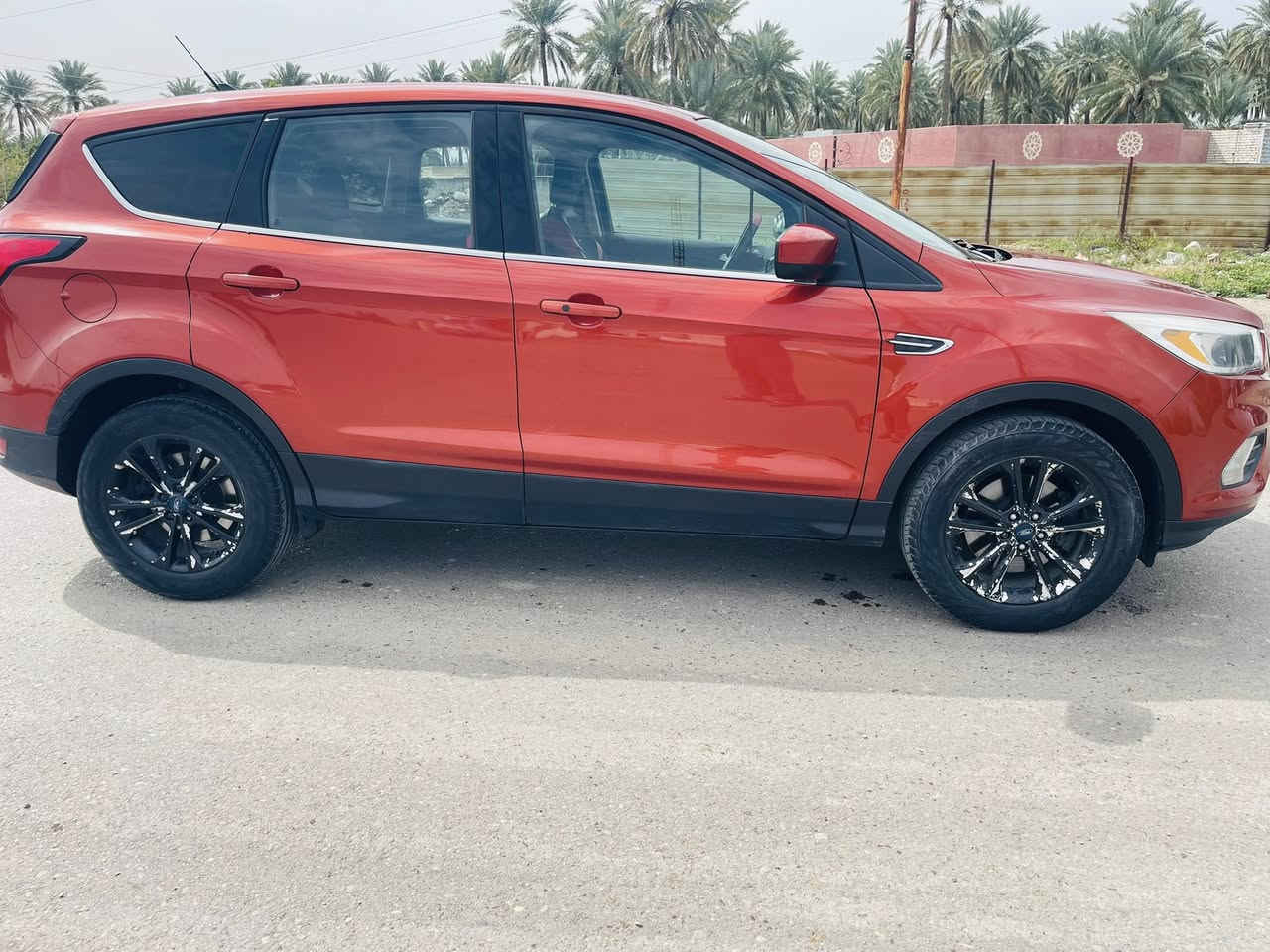 السلام عليكم 
فورد سكيب
٢٠١٩
١٥٠٠ تيربو 
رقم أربيل ***********
