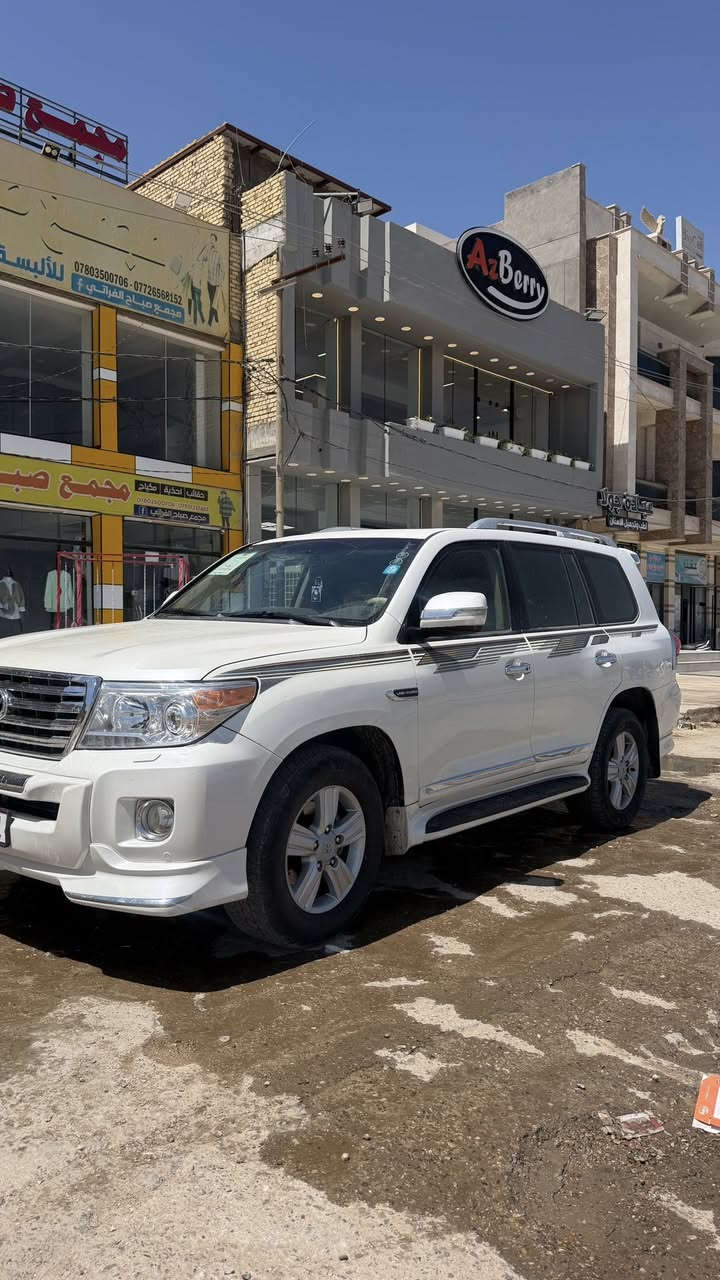 سلام عليكم للبيع موديل 2008 محدث 14 V8 
فول مواصفات منضومة تبريد جديدة
السيارة بالكارتون من كلشي حدادية تبريد كير مكينة 
تراي زيرو بشرط رقم بصره باسمي مكاني الديوانية 
السعر 250 وبيها مجال بيها صبغ الخطه مالتها بدون لافتح ولاضربة *********** مامتواجد على الإنترنت
