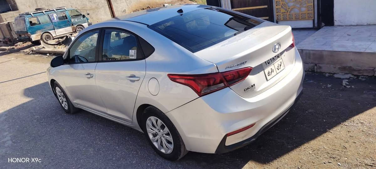 اكسنت موديل 2019 
وارد امريكي محرك 16 
صبغ جملغ يمين 
صبغ قبق الصندوك 
بيه ملاحضات بارد مكلف بل نشر اتصل ‏‪***********‬‏
