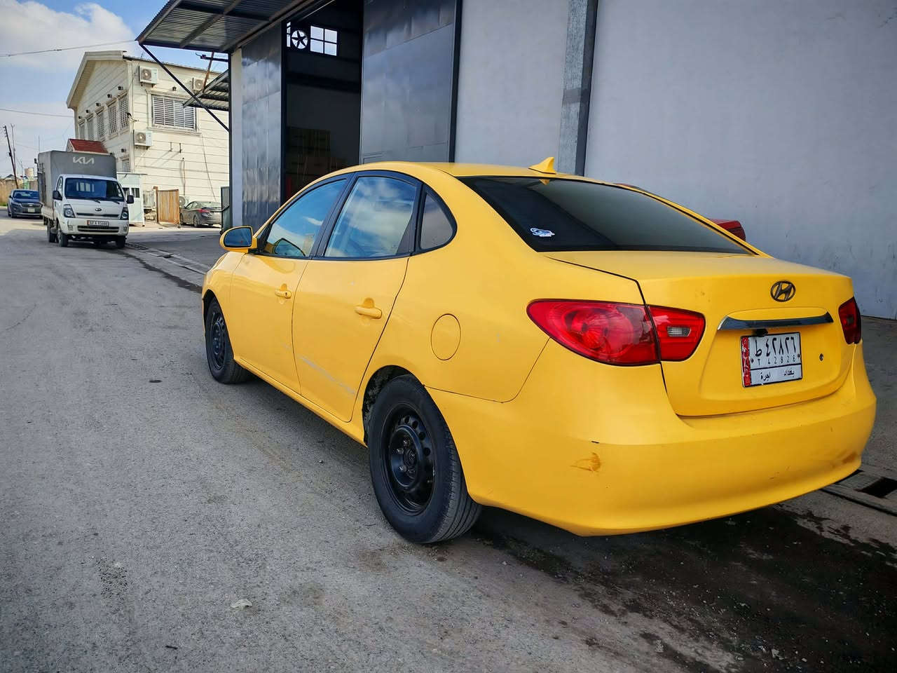 السلام عليكم
الانترا أمريكي ٢٠١٠ محرك ٢٠ كير محرك صدر شرط اربع تايرات جدد شرط التحويل والغرامات والهيئه صفر رقم بغداد الجديد باقي ع استلام اللوحات السياره بأسمي
بيها ضربات خفيفه السعر ٨٥
للأستفسار ***********
