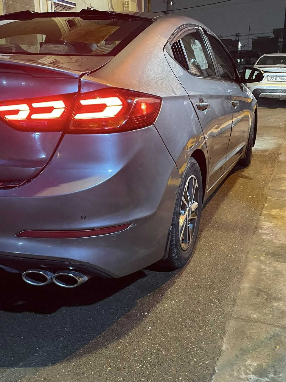 🔹 محرك 2.0 أربع سلندر
🔹 قير أوتوماتيك 6 سرعات
🔹 فئة SE
🔹 دفع أمامي – اقتصادية بالبنزين
🔹 مكينة وقير على الشرط
🔹 السيارة نظيفة وجاهزة للاستخدام اليومي
تخم تاير جديد سنويه لل ٢٩ 

✨ المواصفات:

 • شاشة + بلوتوث
 • تحكمات على المقود
 • تكييف ممتاز
ABS      
السعر ١٣٠ $ وبيه مجال 

📄 رقم الشاصي:
5NPD74LF9JH318868
 مكاني بغداد الغزاليه


**إذا كنت صاحب هذا الإعلان وتريد حذفه لأي سبب، رجاءا أرسل رسالة إلى الدعم الفني**