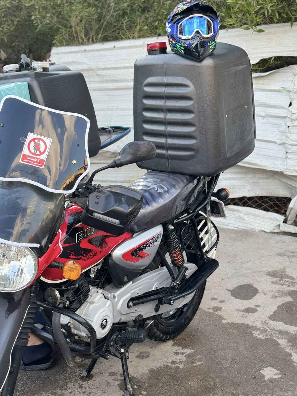 بوكسر 23 للبيع دراجه كفاله عامه جيب فيتر وياك وتعال مكاني بغداد جديده رقمً انكليزي ماشيه ٢٦ حقيقي دراجه خير من الله 
السعر 2650. وبيه مجال منظومه زنون بيه
***********
