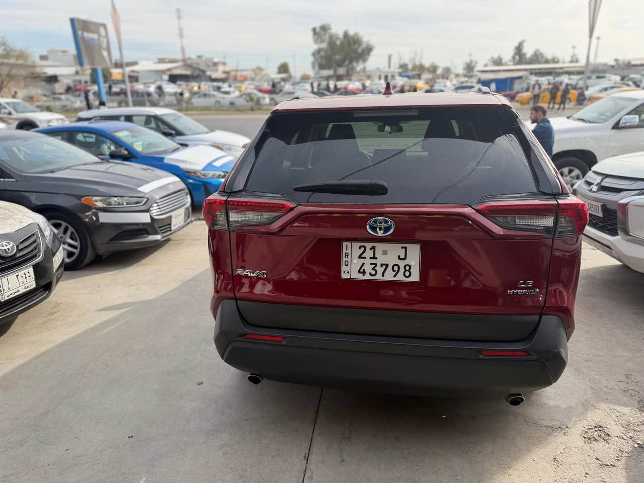rav 4 2022
سيارا هايبرد 
صبغ فقط باب واحد صبغ  بجم و خلف كبس 
ماشي ٣٢ ميل
مكان سيارا كركوك
رقم و سنوية جديد لحد ٢٠٣١
سعر :-232$ مجال كلش قليل 
*********** أربيل, العراق

