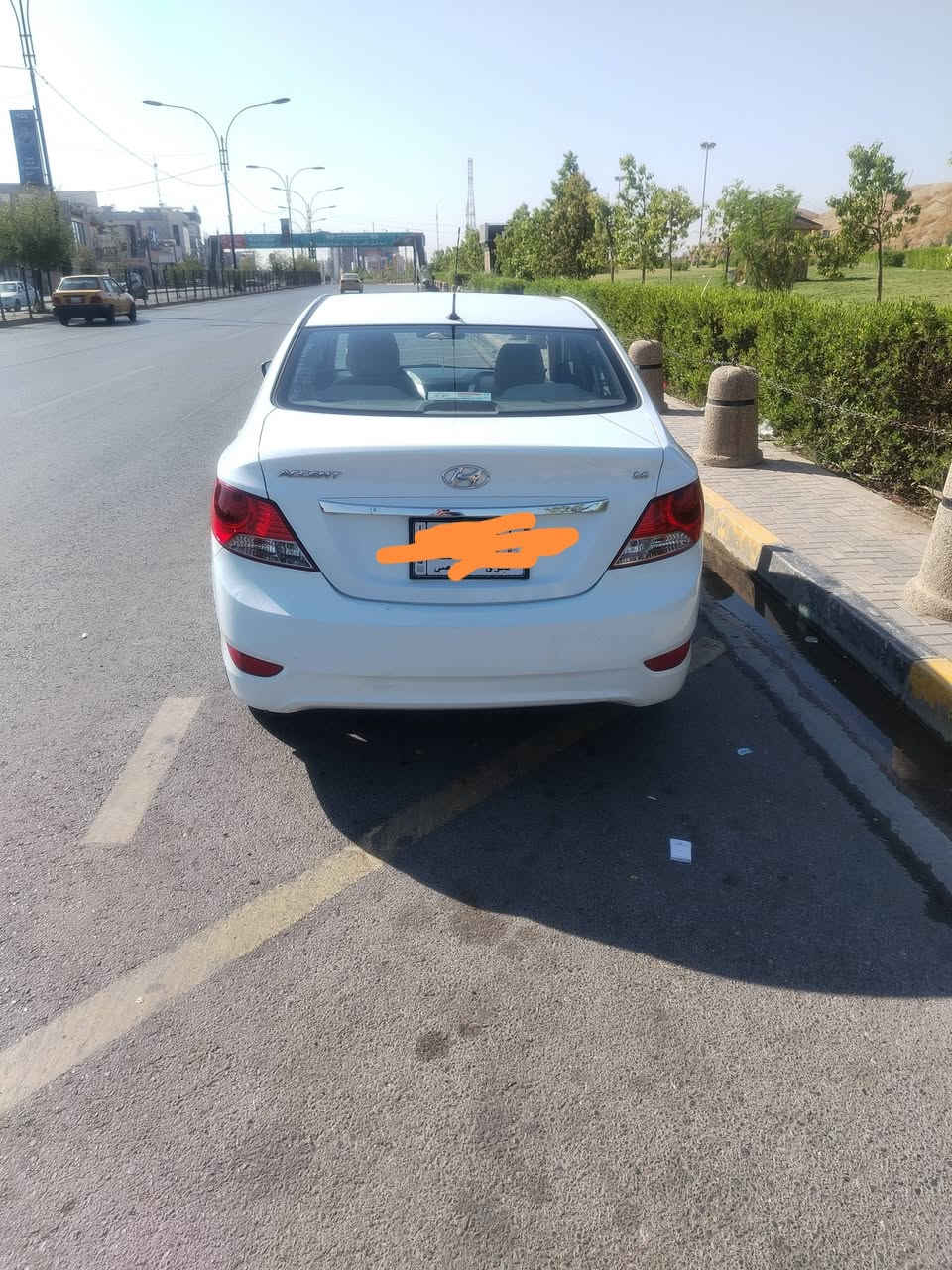 اكسنت ٢٠١٤ محرك ١٦ كير At فتحة سقف تحكم ستيرن شاشة بيها مكانين بارد وبوند مبدل أصلي تبريد ثلج السعر ١***********33
***********
