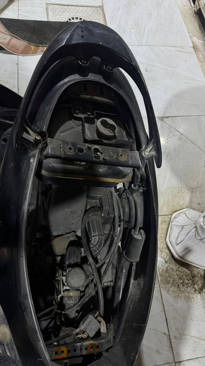 السلام عليكم من رخصه الادمن دراجه فراشه للبيع ياباني الصور كبالك السعر. 350 بيه مجال التواصل واتساب رقم ***********
