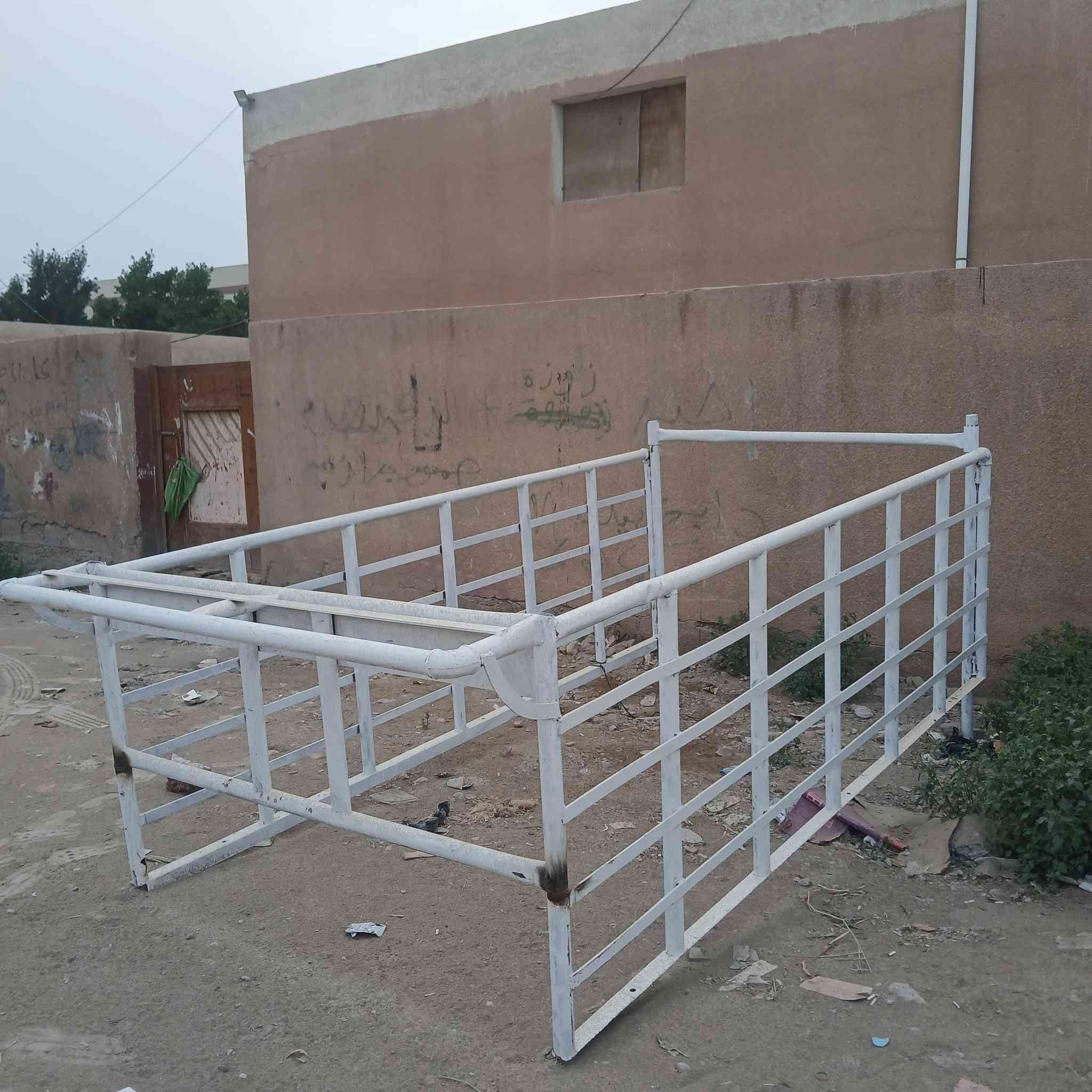 سلام عليكم محجر كيه فحل للبيع نضيف ومصبوغ السعر450وبي مجال للأستفسار***********
