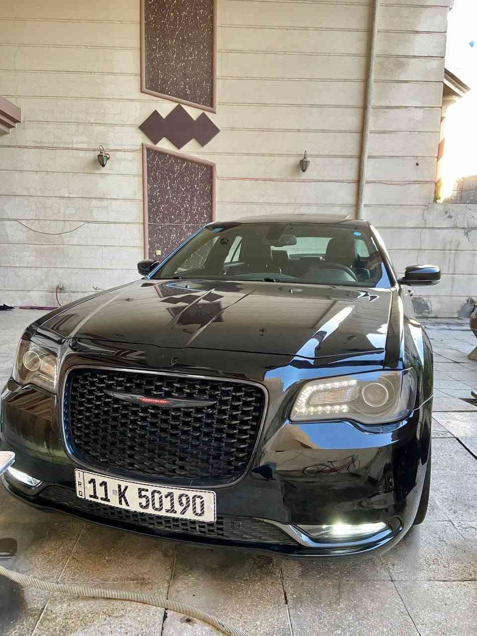 السلام عليكم اوباما  s موديل 22 السيارة دخول جديد على كتاب الضباط رقم بغداد بسمي سنوية جديدة حادث السيارة موضح بلصور السيارة بيهة صبغ دعامية فقط وتبديل كيس المحرك وبقية السيارة كفالة عامة من الشخوط الرصعة البارد سيارة جاهزة وبدون اي نقص فتحة بصمة تحمات سستم سماعات الباين ودمام خلفي 275 ورقه وبيهة مجال بسيط اعتدر عن المراوس ***********
