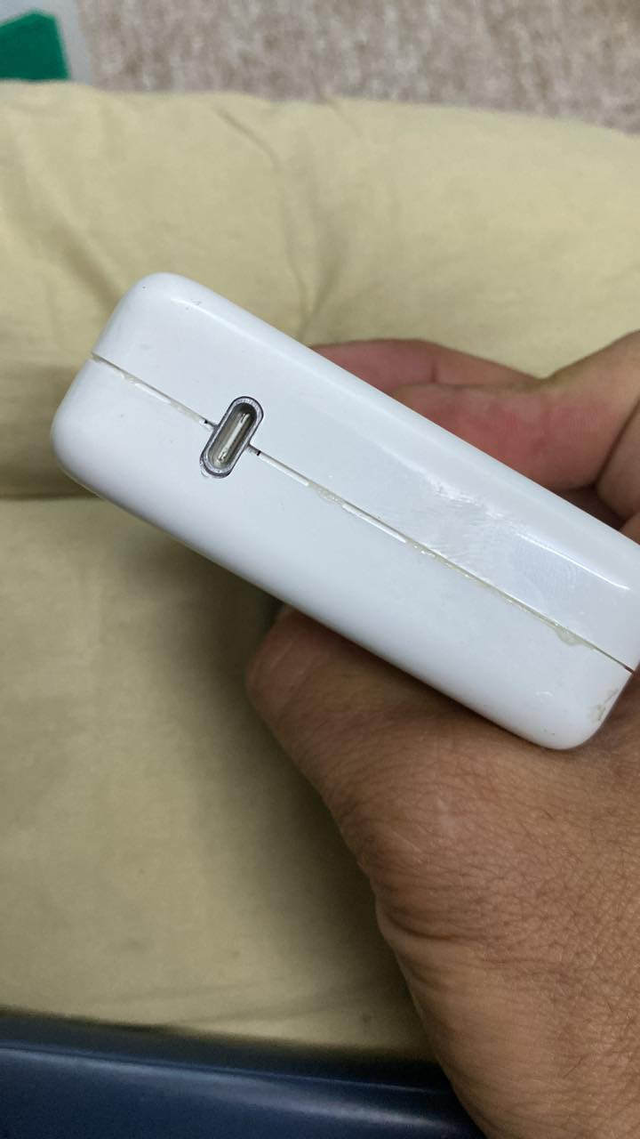 محولة تايب سي 96W ١٥ وية توصيل شغال شرط


**إذا كنت صاحب هذا الإعلان وتريد حذفه لأي سبب، رجاءا أرسل رسالة إلى الدعم الفني**
