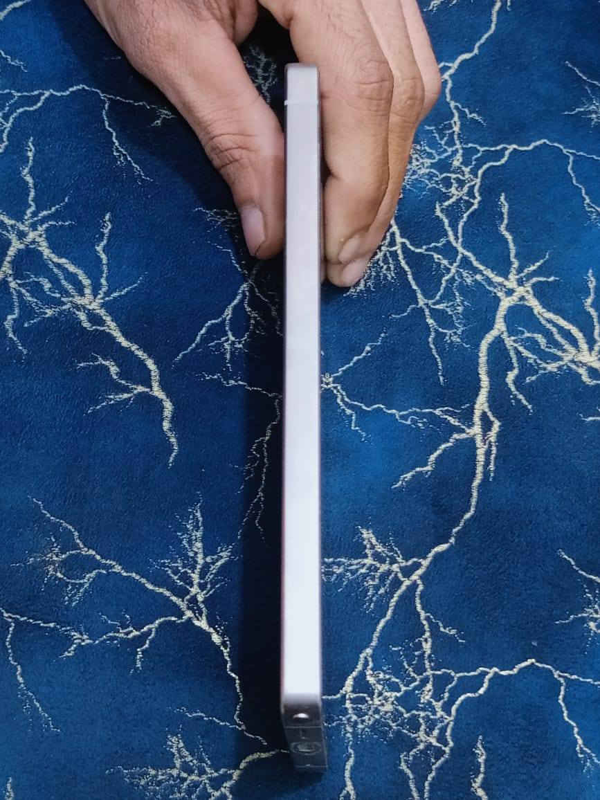 سلام عليكم اس ٢٥ التر للبيع استخدام اسبوع لونه رصاصي تيتانيوم ذاكر ٢٥٦ بعدا وكله مكفول من كلشي سعر ١٢٦٠


**إذا كنت صاحب هذا الإعلان وتريد حذفه لأي سبب، رجاءا أرسل رسالة إلى الدعم الفني**