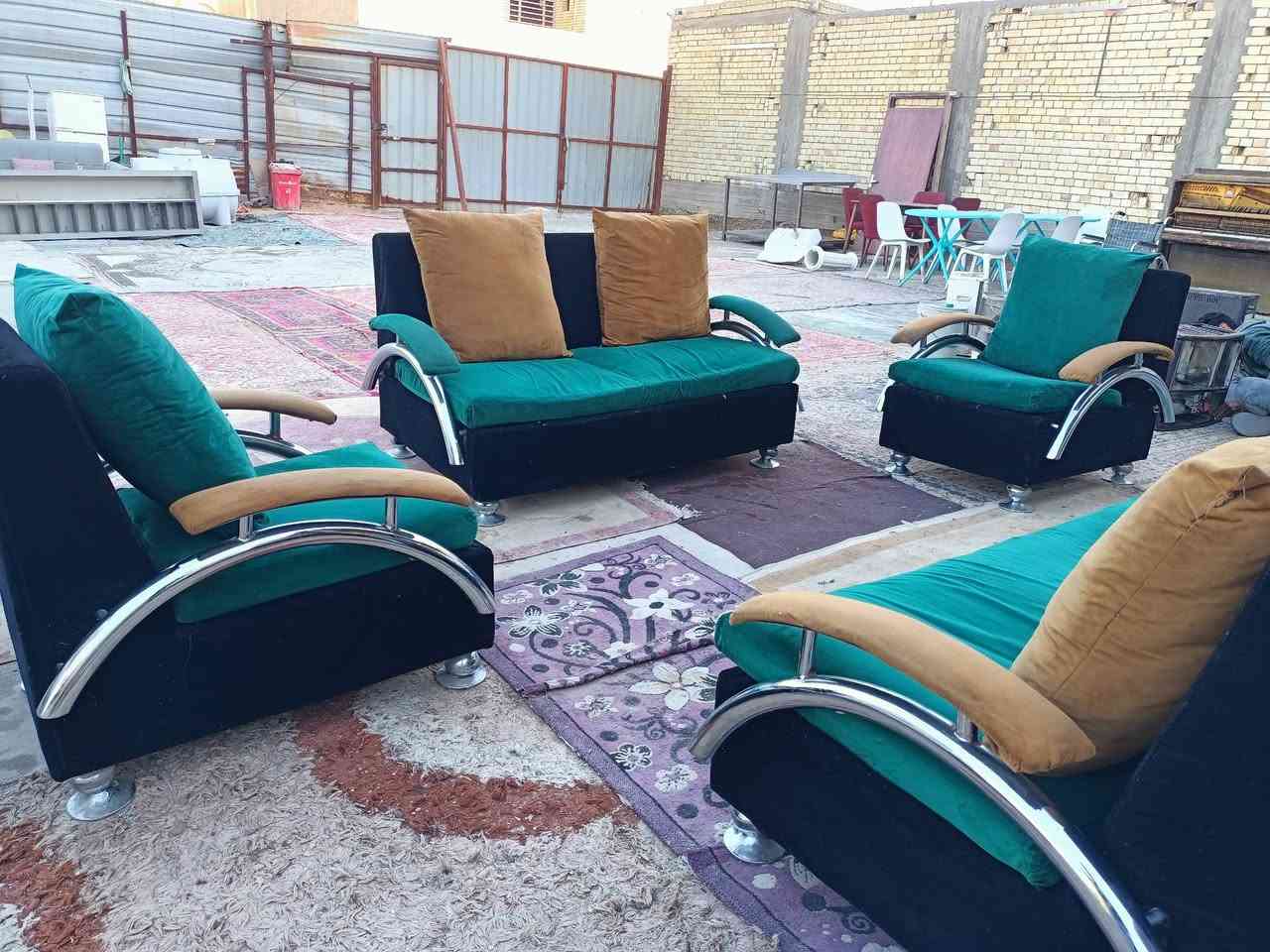 تخم تركي 7مقاعد مكاني بغداد حي اور سبع قصور شارع ابو علي ***********
