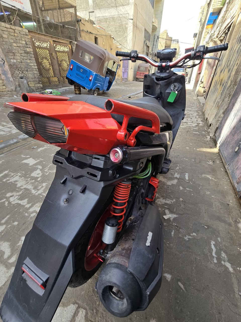 سلام عليكم سكنز جبلي 2017 رمبة مكفولة كفاله عامة
دراجة بيهة هواي غراض اصلي 
ستيرن كرزي ابو الارقام 
لقم ستيرن اصلي 
طرر كرزي اصلي 
جاملغ امامي الياف كاربون 
قبق شوتة الياف كاربون فايبر 
ذيل رياضي حديد اصلي 
درع مازدات حديد اصلي 
سبايدر قطعتين حديد اصلي 
دراجة بيهة ضربة بصيطة ومكحلة وموضحة بل صور بل كرن مال بجم اجتي من رمبة هيج 
عنوان بغداد الشعلة 
للاستفسار  ***********
واتساب وفيس وتصال ماعندك رصيد رمشلي اخابرك 😅
