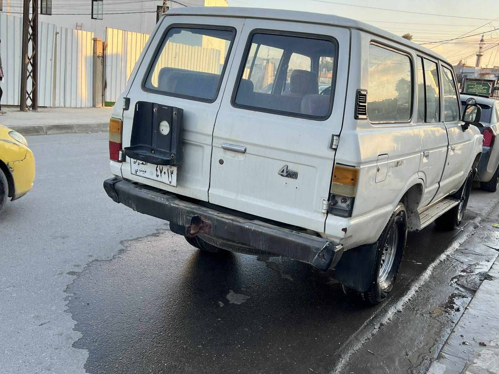 لاندكروزر موديل 1985 رقم نينوى باسمي تحويل شرط كوبون بانزين بيها سياره حلوه وجاهزه لاتصال او التواصل يرجى الاتصال على الرقم 
***********
‏‪***********‬‏ موصل, نينوى
