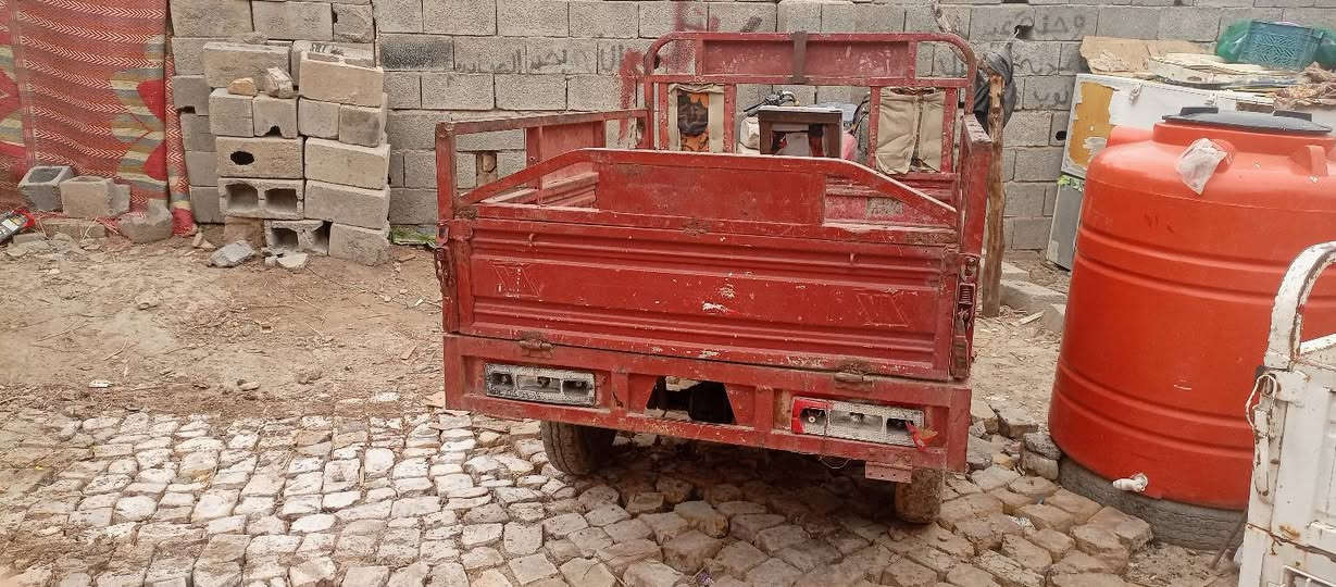 السلام عليكم ستوته للبيع أوراقها ضائعه بالسوك شاصيها طاك من يم الدرع ومعمر سعرها800 الرقم ***********
