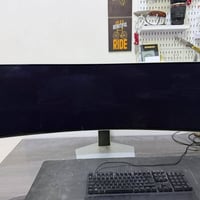 للبيع شاشة Samsung Odyssey OLED G9 G93SC قياس 49 بوصة، OLED، دقة 5120×...