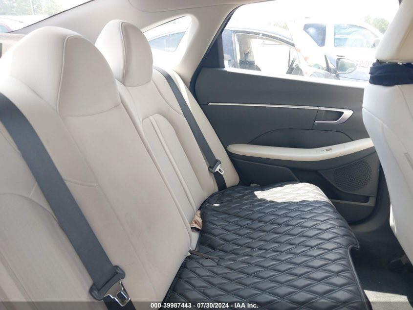 السلام عليكم
سوناتا 2023 وارد امريكي 

لون شمباني 

رقم اربيل 

هزه سنويه كله جديد 

ماشيه 27 الف ميل 

حادث تبديل جاملغ فقط لا دواخل لا ايرباك 

محرك 2500 جي دي اي  

السعر 180 ورقه وبيهه مجال 

رقم صاحب السياره فقط واتساب  ***********
