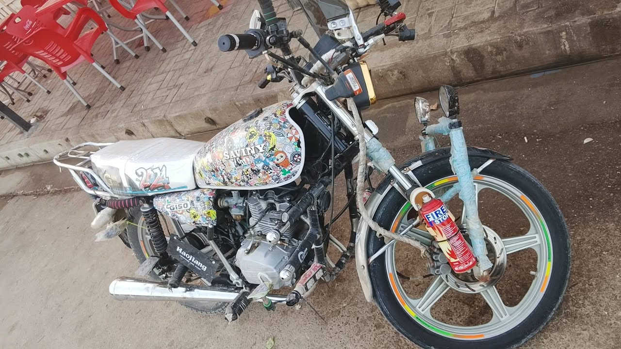 ايراني موديل 22 للبيع سعر 650 وبي  مجال
***********
