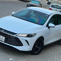 ✋ Byd Qin Plus 2025 🤍 ماشية 2500 كيلو فقط ✅  كفالة عامة 💯 داخل ابيض 🤍 ...