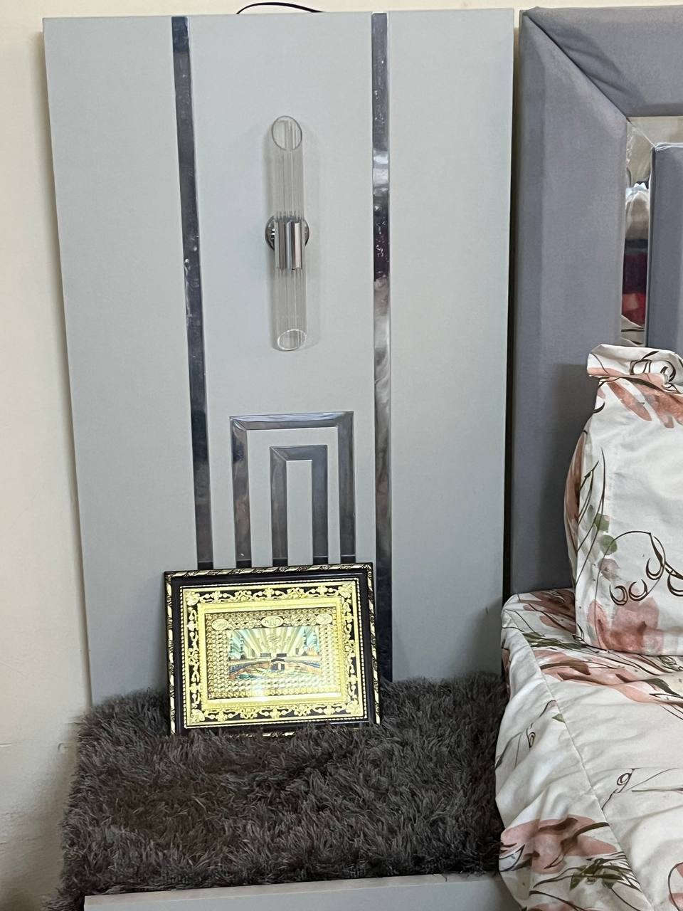 سلام عليكم غرفه نوم للبيع جديده بعدها 
ب 800وبيها مجال الشراي يتصل 
‏‪0789 087 7548‬‏
