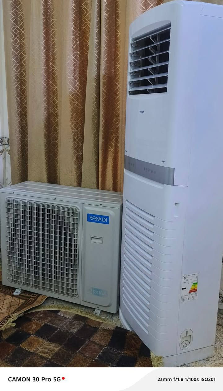 سلام عليكم سبلت 3 طن للبيع نوعيته الوادي برو غازه 410 الحديث شغال شرط الشغل عل فحص نضيف جدا مستخدم 4 اشهر سبلت اخو جديد غراضه كامله غازه مقفول شركه الشراي التواصل *********** مكاني بغداد
