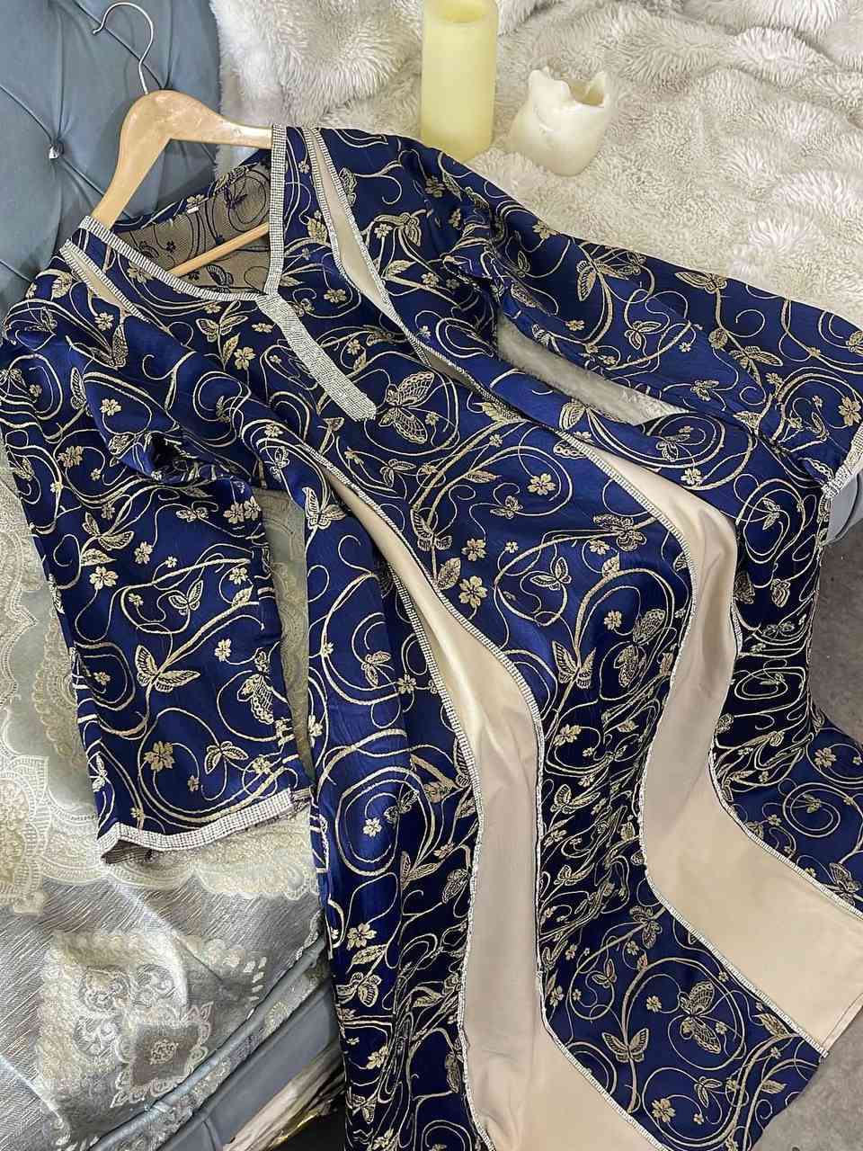 الاستفسار والحجز فقط واتساب+9647775744834
دراعه رمضاني كويتي الاصلي 
سعر 35
قياس 48/46/44/42/40/38/


**إذا كنت صاحب هذا الإعلان وتريد حذفه لأي سبب، رجاءا أرسل رسالة إلى الدعم الفني**