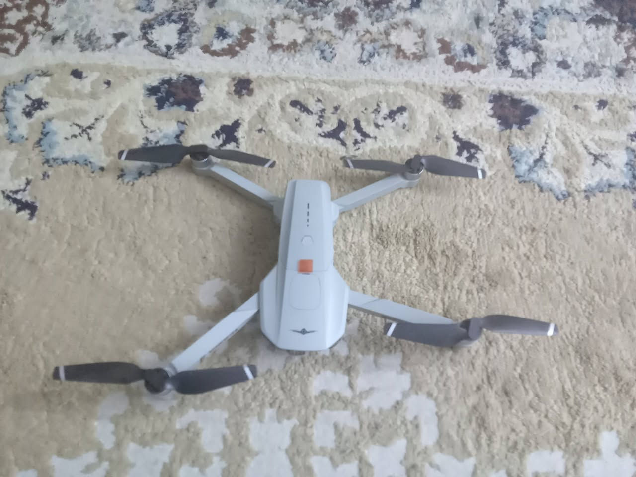 قيم وخذ بدون ريمون ولا بطارية بس طيارة المكان حي اور


**إذا كنت صاحب هذا الإعلان وتريد حذفه لأي سبب، رجاءا أرسل رسالة إلى الدعم الفني**