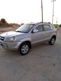 توسان ٢٠٠٩ • بدون صبغ • دفع رباعي