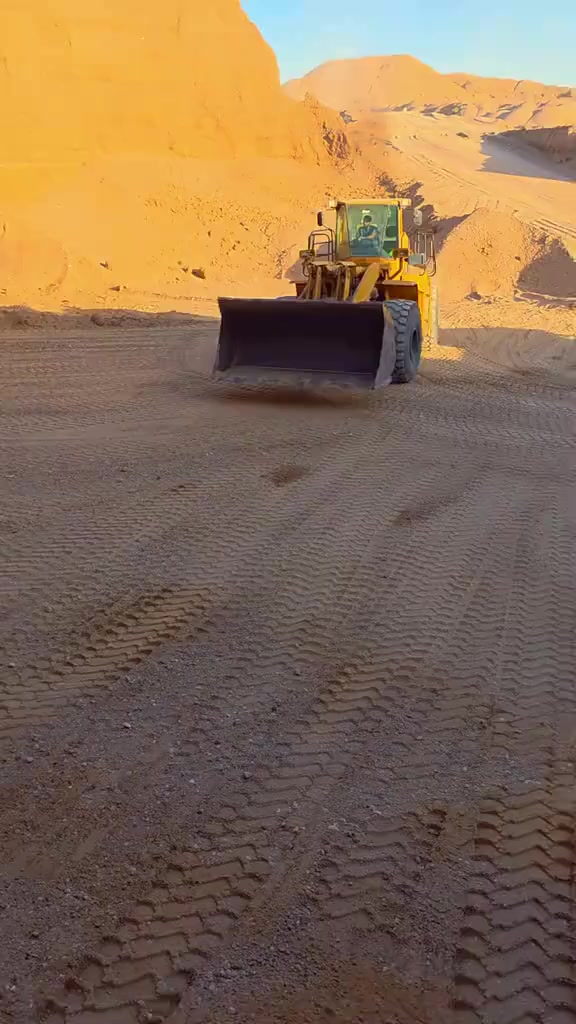 السلام عليكم للبيع شفل كاوسكي حجم 97موديل 2010. مكينه جاهزه ماناقصه اي شي وكله بلاد للإستفسار الاتصال على الرقم ***********
