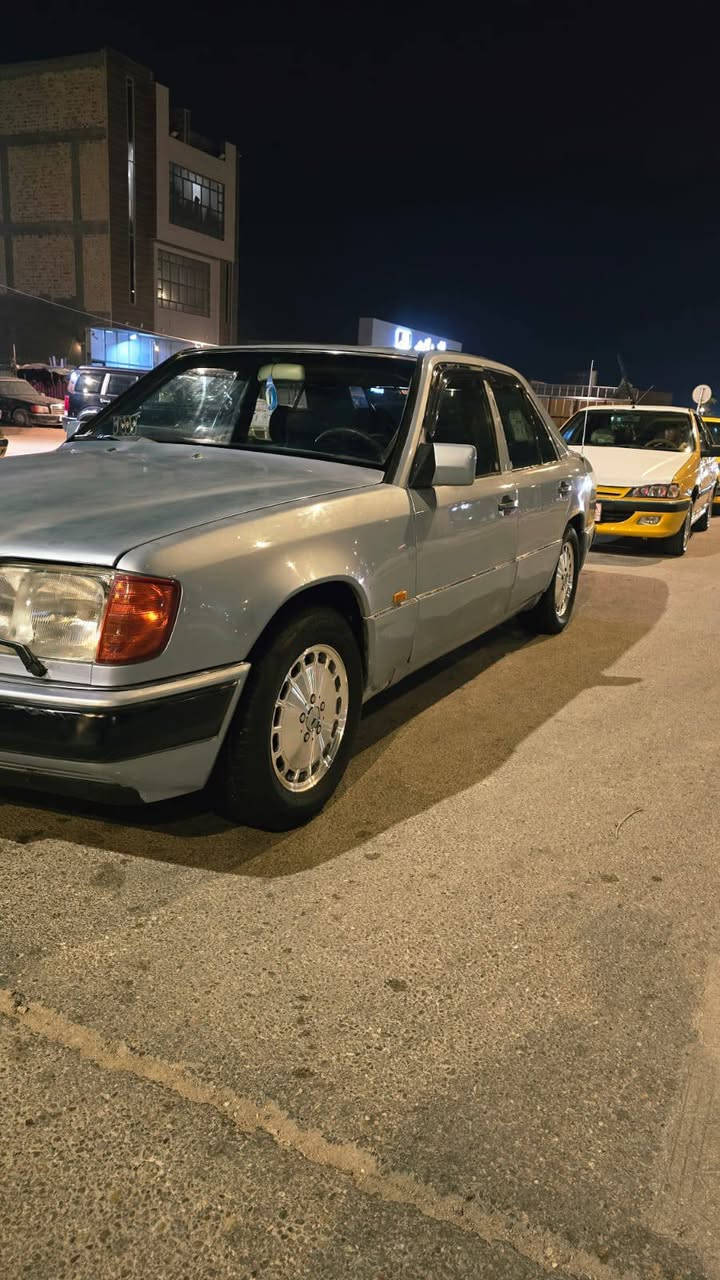 سلام عليكم مرسيدس دب موديل 91رقم بغداد الماني تحويل ثاني يوم وكاله عامه بأسمي مكينه وكير ثنين ونص ديلكو جديده حداديه وسط كهربائيات شغاله باتري جديد تخم تاير جديد بيهه قاعده دبل معمره وحده بيهه كتاب فحص خاليه من العيب الشرعي السعر 48وبيهه مجال العنوان الناصريه المركز للاستفسار اتصال على الرقم *********** بيع مستعجل غير متواجد عل فيس
