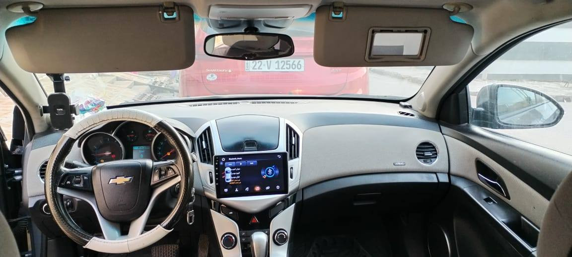 السلام عليكم
للبيع فقط شوفرليت كروز 2017 خليجي لون نفطي
محرك 1800 كير تبريد وكهربائيات كلها خير من الله 
السياره بيها منظومة غاز
ماشيه 141 Km
ضرر فقط بخ جاملغ الخلفي 
الموصفات معروفه شاشه كاميرا مانع انزلاق تحكمات جهتين مثبت سرعه شاشة اعطال وبيها بعد مواصفات
السياره نظيفه ما تصرف عليها دينار ترايك وين من يعجبك
السعر 105 وبيها مجال
مكان السياره موصل جانب الايسر
لتواصل ***********
