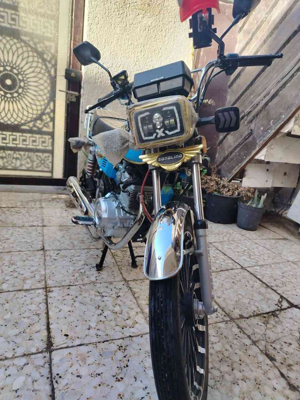 بيع دراجة سونك خمسة كير سلف وهندر اي نقص مابيهة لاتنقيص ولا تبخير جيب فيتر وياك اوراق كاملة سعر 800عنوان بياع السيدية رقم ***********
