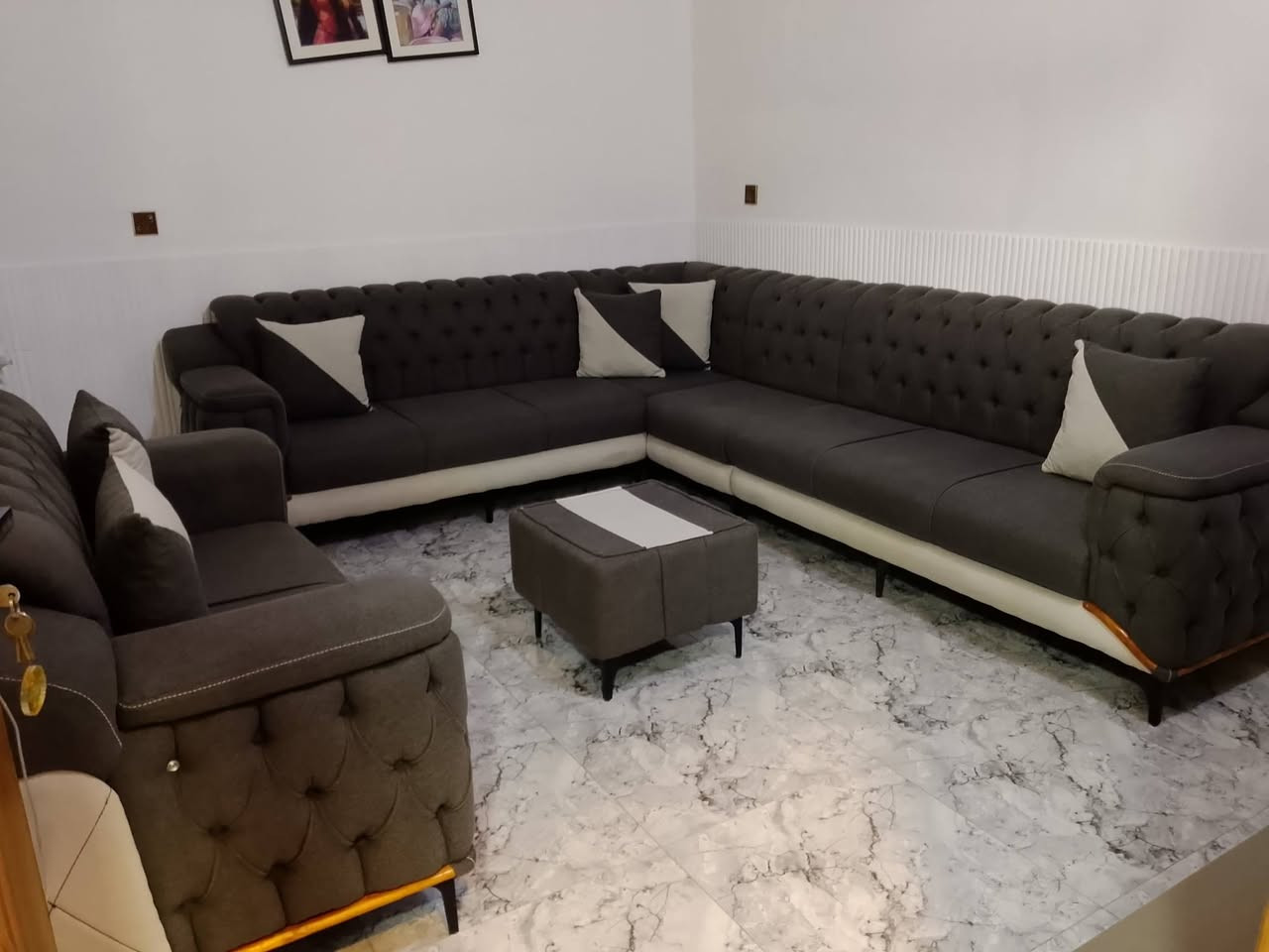 ديوان احطاطه ثكيل تركي أخته من إسكان نظيف كلش سعره 450 بي مجال مكان بغداد ابو غريب مقابيل جسر القريه بالضبط على سريع وياه طبله 6 كوشات اكبار


**إذا كنت صاحب هذا الإعلان وتريد حذفه لأي سبب، رجاءا أرسل رسالة إلى الدعم الفني**