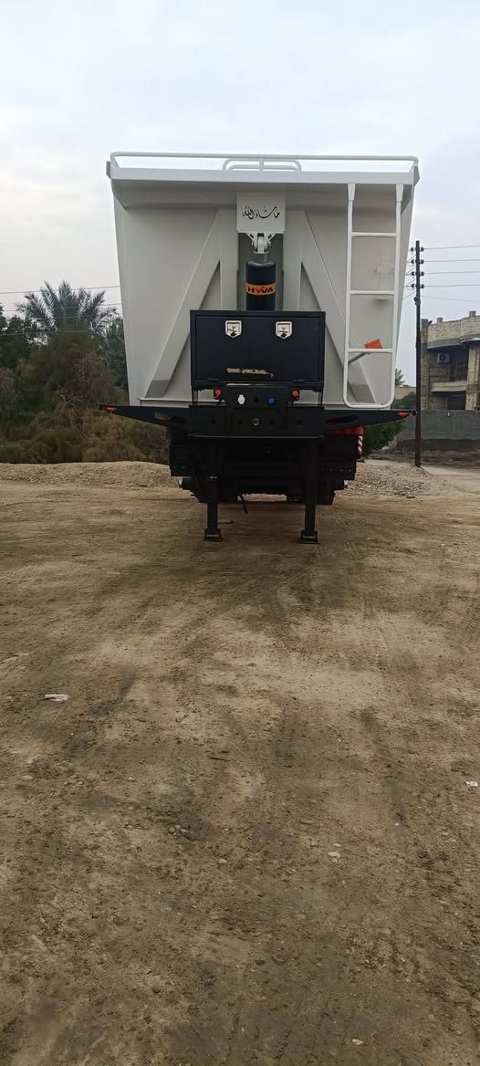 للبيع ماكنيسان ذرعه 31 متر كامله فقط تاير ويل عوزهه ***********
