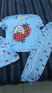 ٣ قطع • بنات • وزن ٨٠