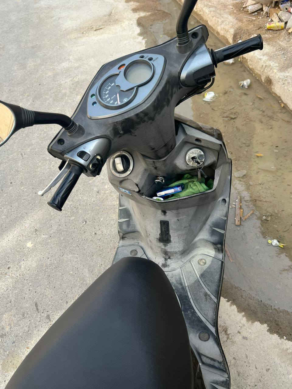 سلام عليكم شباب سكنس فحل نوزل خطين ستاند حساس قبق نفخ دراجه نضيفه نضيفه بمعنى الكلمه محرك مكفول دراجه للبيع سعرها مليون و 100 وبيها مجال
شباب دراجه بيها دمام بالصندوق
الخوذه هم للبيع
مكان دراجه بغداد حي الجهاد
***********
