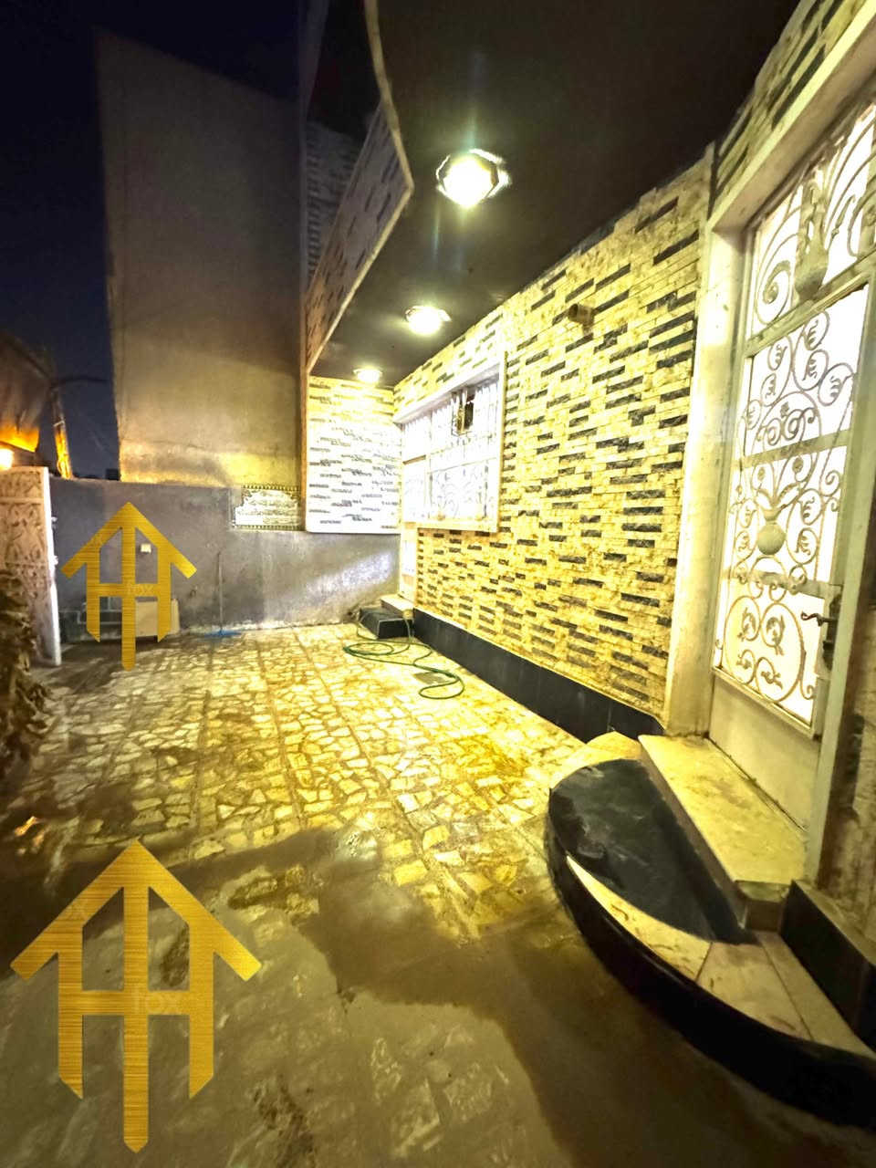 🏦 ®️مكتب الرواسي للعقار ®️ 🏦

‼️اعلان جديد‼️

🔴تسلسل العرض:-{ 122}

®️دار للبيع  🅿️🏚️ 

     المساحه الكلية:-208م

      واجهة:-10.4م.        ✖️.    نزال:-20م

®️تفاصيل البيت:-{بناء سنة 2015}

الطابق الاول:- { استقبال ➕مطبخ ➕خدمات ➕حولي  ➕(2) غرف نوم }

الطابق الثاني:- { ( 4) غرف نوم➕ خدمات  }

📍موقع البيت:- شارع الصحة {شارع 15 متر}

            .………..{بأدارة السيد ابو عبد }………….

للاستفسار📞📞📱📱

عبد الرحمن.    ***********

   منتظر.             ***********
