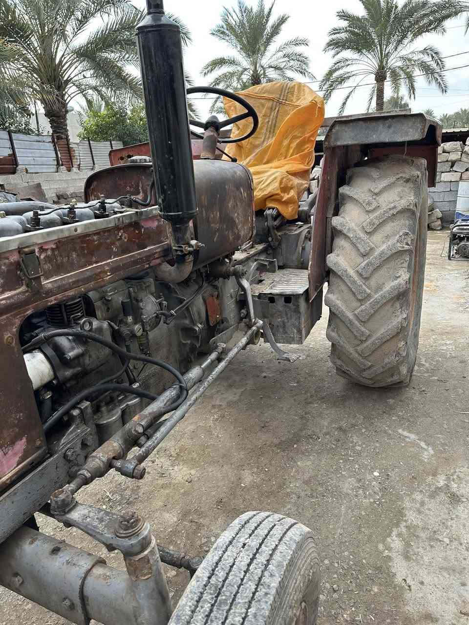 السلام عليكم عنتر للبيع بدون موديل 89مكان بغداد السعر 3750وبيها مجال ‭0772 422 7735‬
