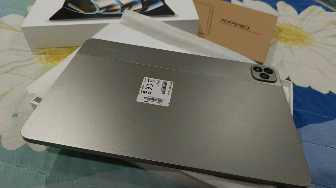 Infinix Xpad
الشاشة: 11 بوصة بدقة عالية FHD+ وتردد 90Hz (سلاسة ممتازة في التصفح والألعاب).

​المعالج: MediaTek Helio G99 (أداء قوي وسريع للمهام اليومية والدراسة).

​الذاكرة: تخزين 128 جيجابايت (يدعم كارت ذاكرة خارجي).

​البطارية: ضخمة بسعة 7000 مللي أمبير تدوم طويلاً مع شحن سريع Type-C.

​الصوت: 4 سماعات ستيريو محيطية (تجربة ممتازة للمشاهدة والألعاب).

​النظام: أحدث نظام أندرويد 14.

​اللون: رمادي مميز 

السعر ٢٢٥الف مع توصيل


**إذا كنت صاحب هذا الإعلان وتريد حذفه لأي سبب، رجاءا أرسل رسالة إلى الدعم الفني**