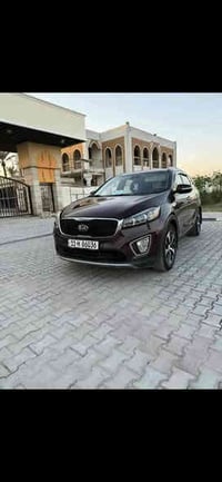 للبيع سورنتو موديل ١٧ محرك ٦ سلندر ٧ راكب ٣ قطع تبريد رقم بغداد انكليز...