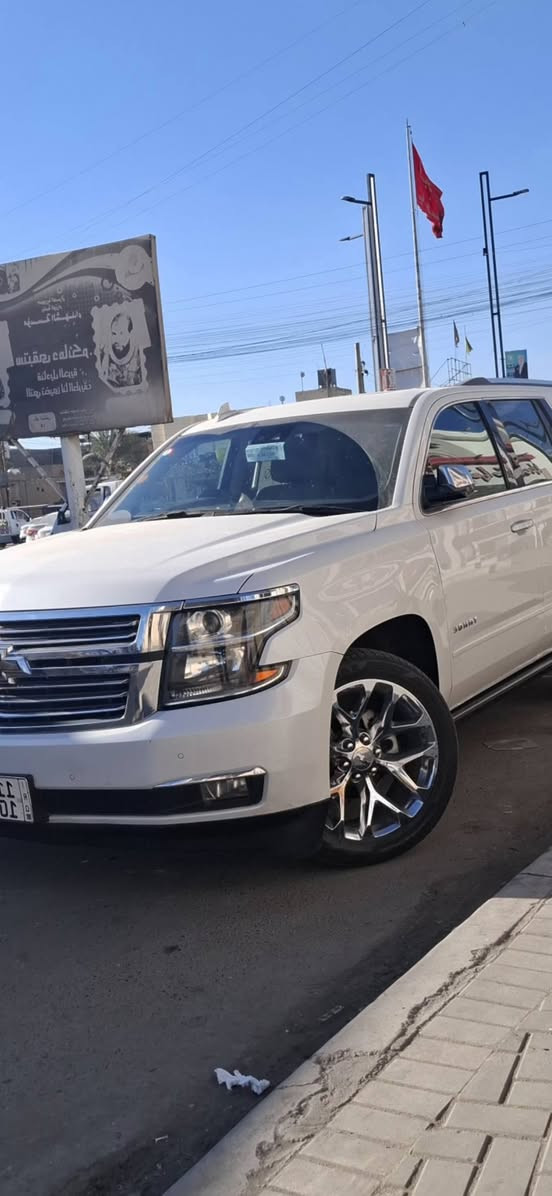 السلام عليكم 
تاهو للبيع موديل ١٧ بريمير اصل معرفه مواصفات البريمير يعني فول مواصفات حتى الدوس كهربائيه بلاد ماشيه ٧٥ الف وارد كندي بيه كلير جاملغ وبنيد شرط مكفوله عن الحادث والايرباك السعر ٣٥٠ قفل بيع او مراوس حسب القناعه للعلم سياره رقم بغداد الجديد جاهزه من جميع الامورمحرك وكير مكفولات عن الفتح مكان السياره الناصريه هاتف ***********
           والتوفيق للجمبع
