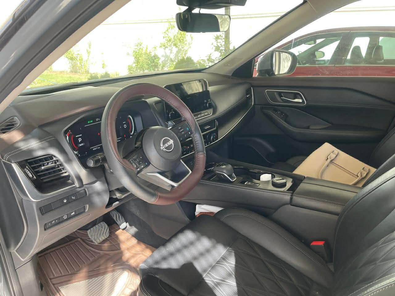 Nissan rogue 2023 
نوك بونيت بوياخه بستى ساردى هيه له درگاى سايقه 
***********
***********
شوين كركوك 
سعر ١٩٠ كركوك, العراق

