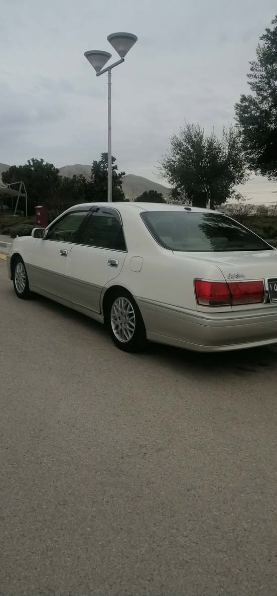 سلاو له هه مو هاورياني خوشه ويست 
مه ليكه براوه 
موديل ٢٠٠٣ 
براوه 
نمنونه 
سقفي شوشه يه 
بي ده عم و بيليدران
گيرمه كينه به شه رت ده لي سه عاته 
٢ دووگمه ي په رده 
٤ كوشن كاره با 
شاشه ئايپاد 
پيش و دوا كريستال 

تكايه كومينت جواب ناده مه وه شتي هه رزاتريش هه يه به سعريي هه رزانتر 
شوين رانيه 
زماره ***********
فايبه ر و وه تساپ و تيلگرامي به رده سته ره قه مي داخراوه سوباس بو ئه دميني گول
