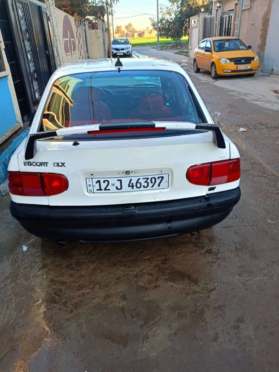 السلام عليكم.للبيع فورد سكورت .م.93.سنوية الى نهاية 2030..هزه جديدة شرط الوكالة والتحويل من أبو السنوية..كير شرط محرك شرط .كزوز رياضي .بس.كهربائيات  تعبانه السعر..23.....***********
